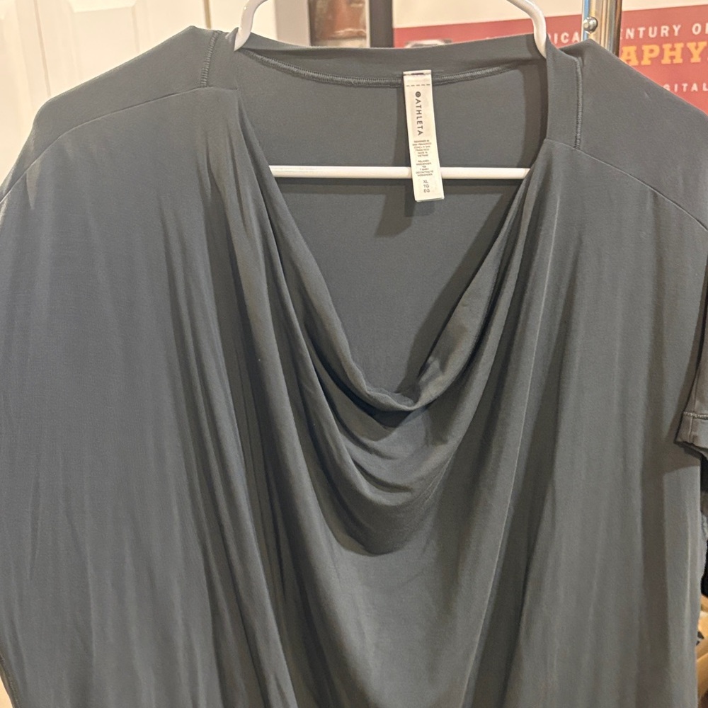Athleta Gray Drape Neck Top Xl